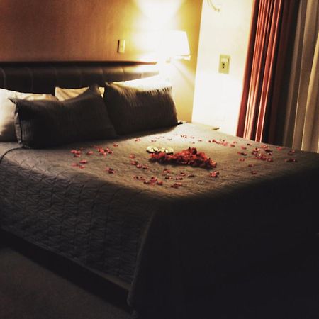 Hotel Flamingo Kristal Ирапуато Екстериор снимка